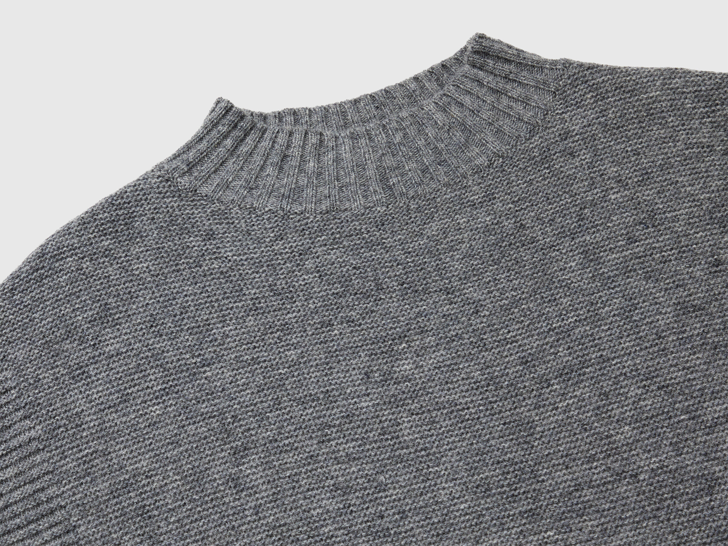 SLEEVELESS SWEATER Women image number 6